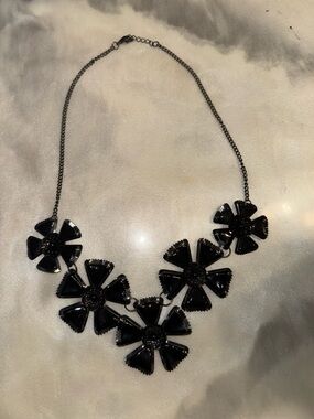 Black Floral Statement Necklace - Women Jewelry